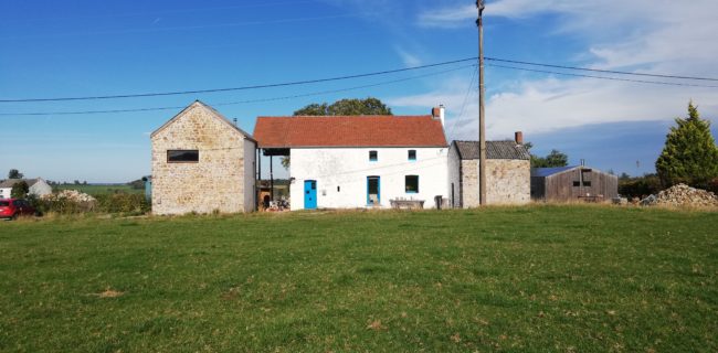 Maison à louer 2 chbres+jardin HG Coutisse