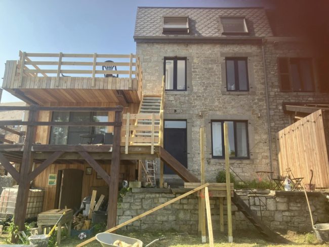 Appartement dans un immeuble communautaire à Eprave, Rochefort